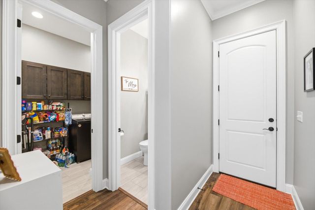 126 Black Bear Cove Road, Englewood, TN 37329