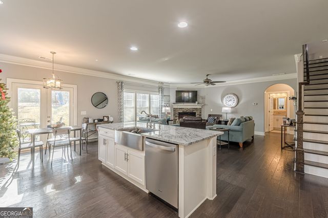 1006 McLinden Avenue SE, Smyrna, GA 30080