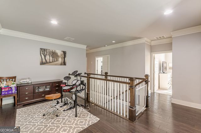 1006 McLinden Avenue SE, Smyrna, GA 30080