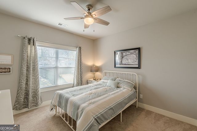 1006 McLinden Avenue SE, Smyrna, GA 30080