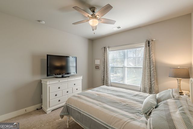 1006 McLinden Avenue SE, Smyrna, GA 30080