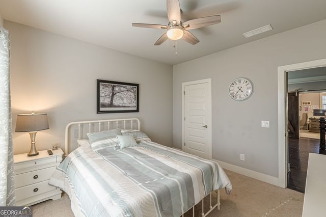 1006 McLinden Avenue SE, Smyrna, GA 30080