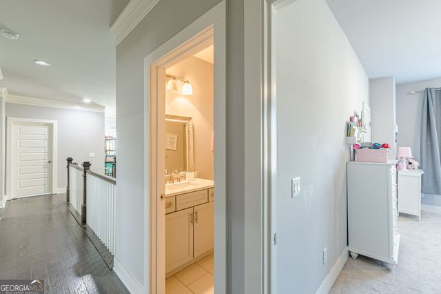 1006 McLinden Avenue SE, Smyrna, GA 30080