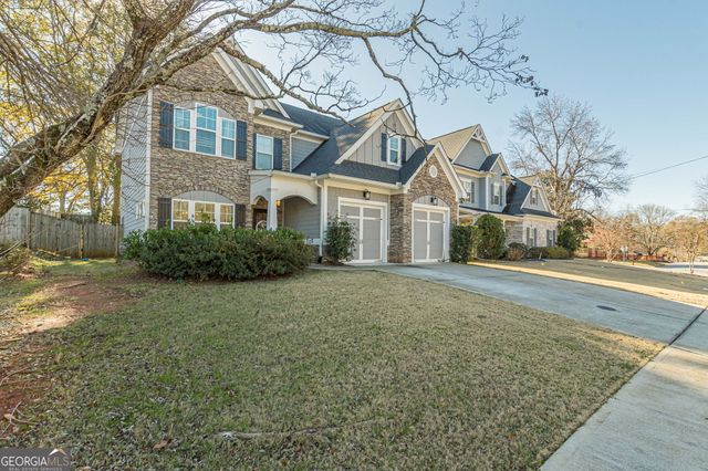 1006 McLinden Avenue SE, Smyrna, GA 30080