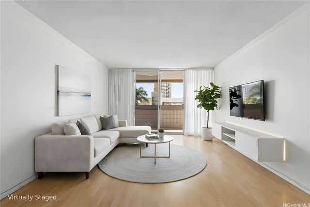 1099 Ala Napunani Street 602, Honolulu, HI 96818