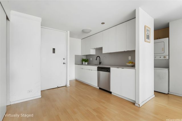 1099 Ala Napunani Street 602, Honolulu, HI 96818