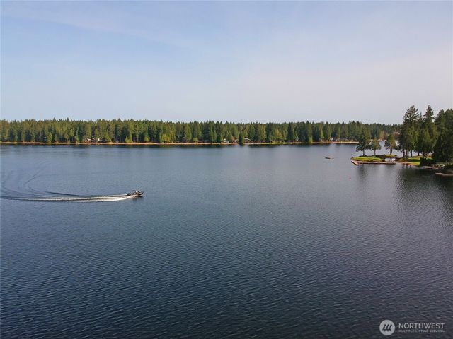 31 E Tintagel Place, Shelton, WA 98584