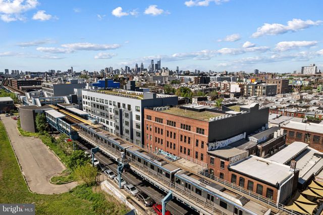 1924 N FRONT ST, Philadelphia, PA 19122