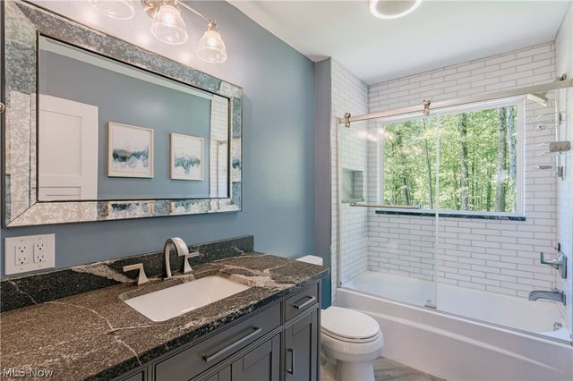 17138 Wood Acre Trail, Chagrin Falls, OH 44023