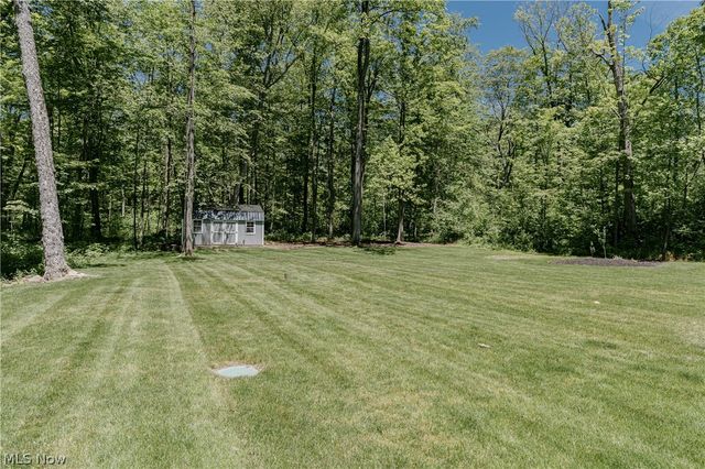 17138 Wood Acre Trail, Chagrin Falls, OH 44023