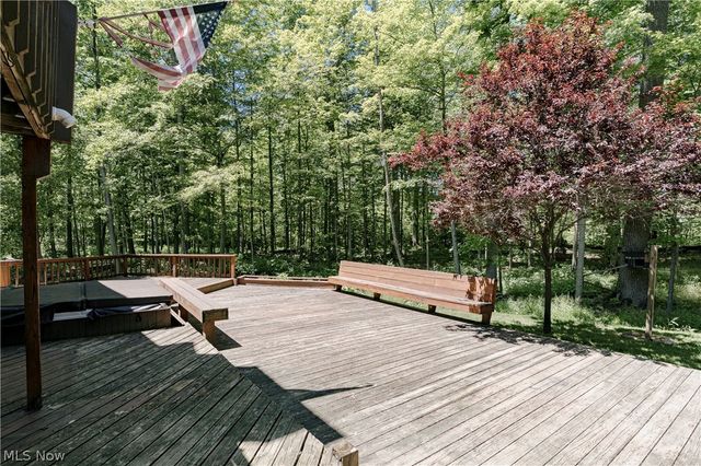 17138 Wood Acre Trail, Chagrin Falls, OH 44023
