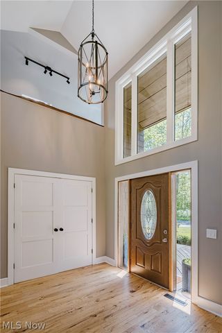 17138 Wood Acre Trail, Chagrin Falls, OH 44023
