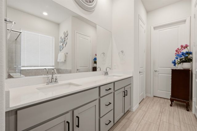 4808 Forest Crest Parkway, Arlington, TX 76005
