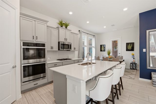 4808 Forest Crest Parkway, Arlington, TX 76005