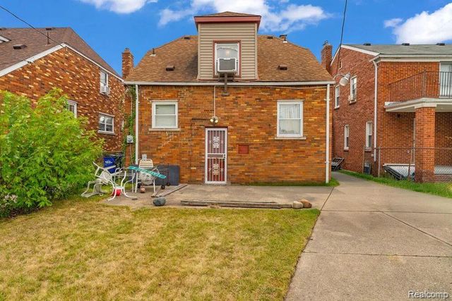 16139 Greenlawn Street, Detroit, MI 48221