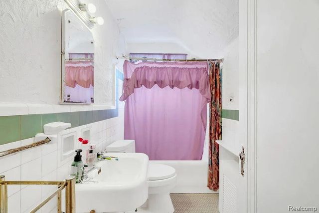 16139 Greenlawn Street, Detroit, MI 48221