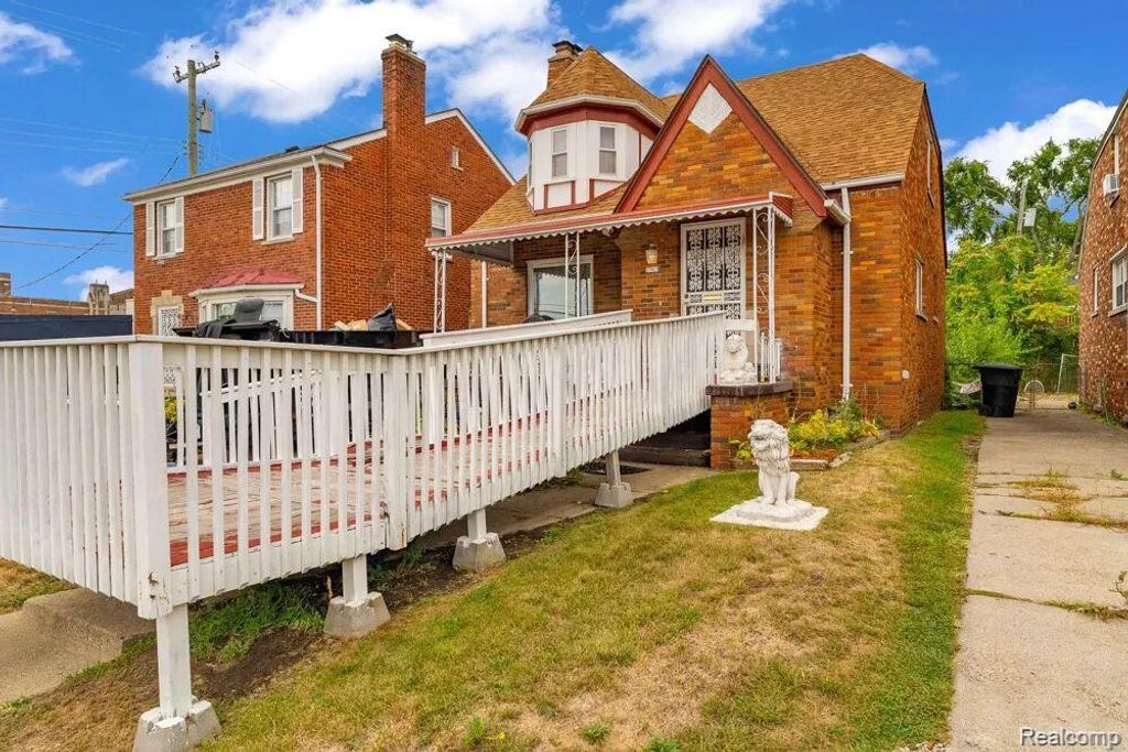 16139 Greenlawn Street, Detroit, MI 48221