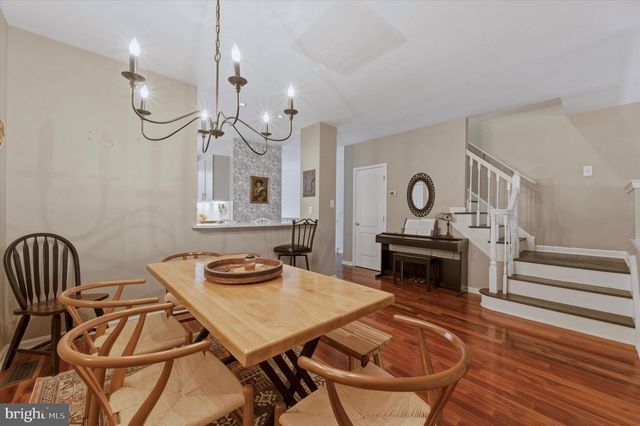 102 CAMPBELL DR, Conshohocken, PA 19428