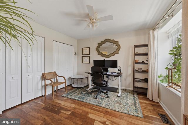 102 CAMPBELL DR, Conshohocken, PA 19428