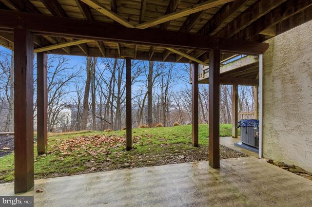 102 CAMPBELL DR, Conshohocken, PA 19428