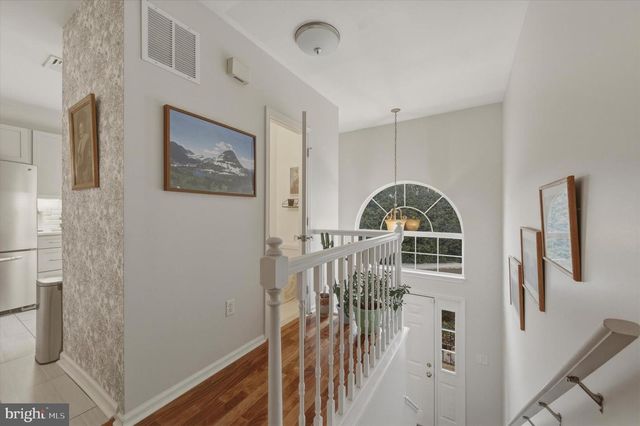 102 CAMPBELL DR, Conshohocken, PA 19428