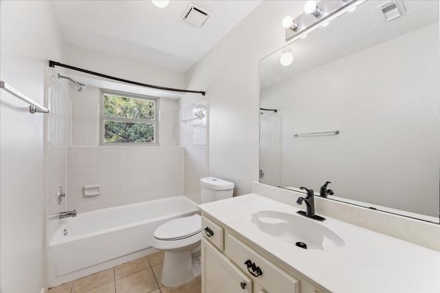 1306 Chestnut Springs Lane, Houston, TX 77062