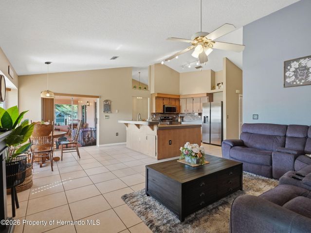 11154 Tuscanny Avenue, Spring Hill, FL 34608
