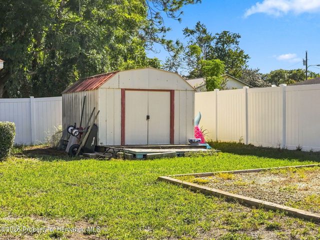 11154 Tuscanny Avenue, Spring Hill, FL 34608