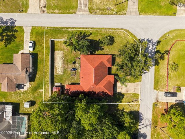 11154 Tuscanny Avenue, Spring Hill, FL 34608