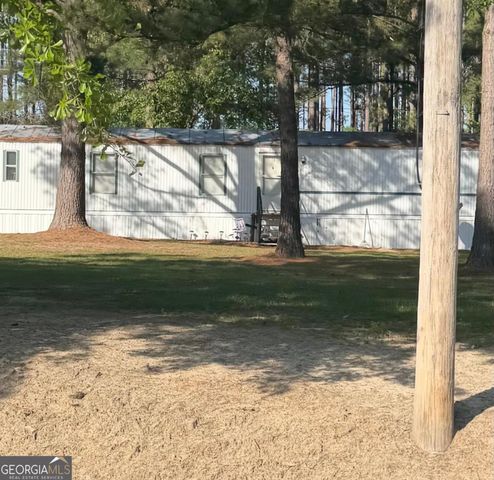 1033 Honeysuckle Road, Dublin, GA 31021