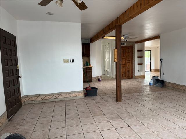 1901 Arroyo De Las Cruces, Santa Fe, NM 87505