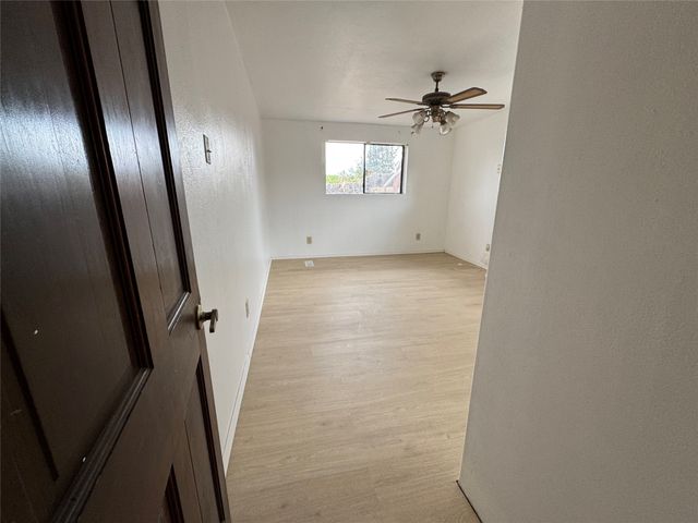 1901 Arroyo De Las Cruces, Santa Fe, NM 87505