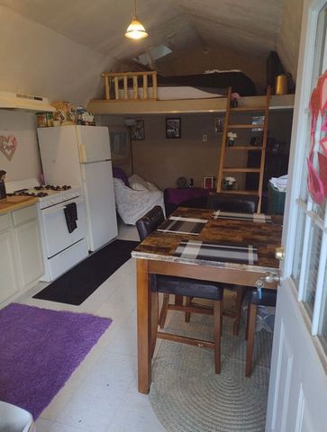 1901 Arroyo De Las Cruces, Santa Fe, NM 87505