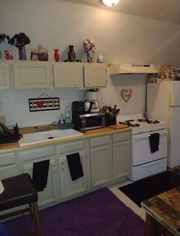 1901 Arroyo De Las Cruces, Santa Fe, NM 87505