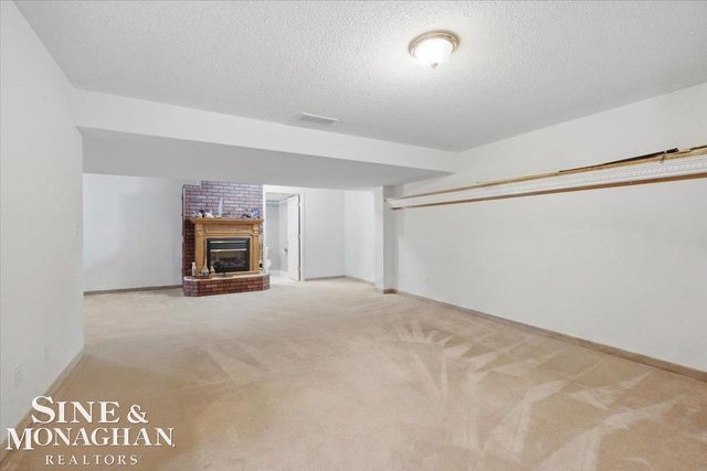 220 Superior Avenue, Marine City, MI 48039