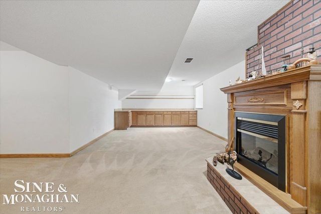 220 Superior Avenue, Marine City, MI 48039