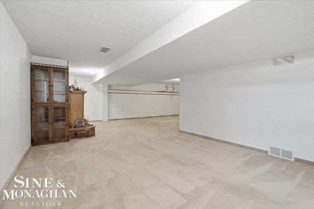220 Superior Avenue, Marine City, MI 48039