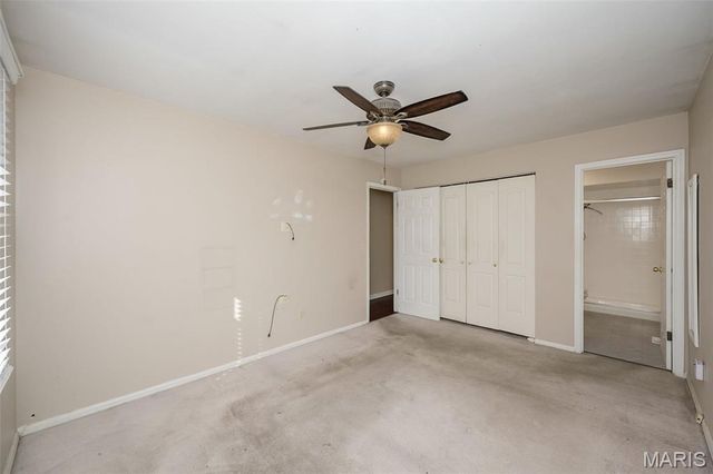 537 Treetop Village Drive, Ballwin, MO 63021