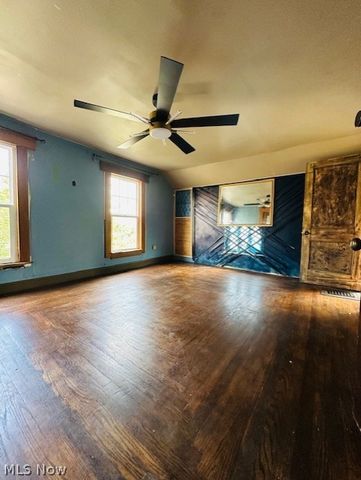 450 Washington Avenue, Lorain, OH 44052