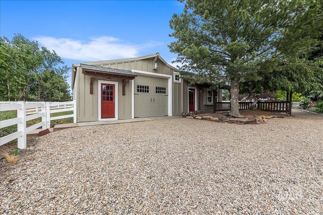 10060 W Rolling Hills Dr., Star, ID 83669