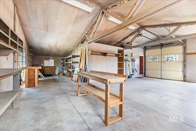 10060 W Rolling Hills Dr., Star, ID 83669