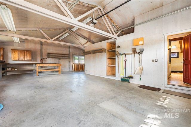 10060 W Rolling Hills Dr., Star, ID 83669