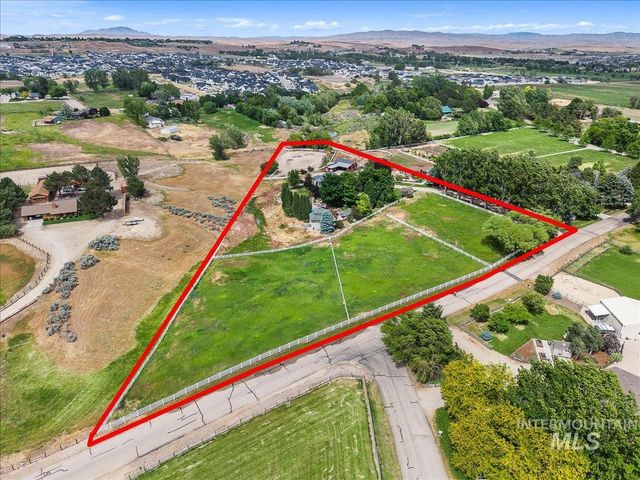 10060 W Rolling Hills Dr., Star, ID 83669