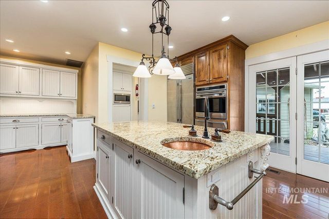 10060 W Rolling Hills Dr., Star, ID 83669