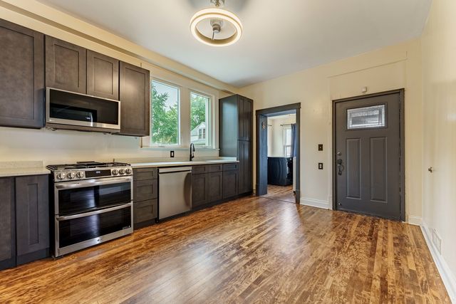 2636 RIDGELAND Avenue 1, Berwyn, IL 60402