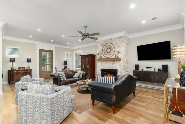 98 Elcano Drive, Hot Springs Village, AR 71909