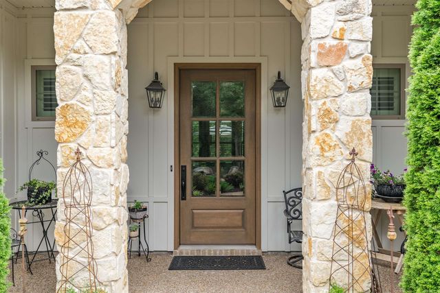 98 Elcano Drive, Hot Springs Village, AR 71909