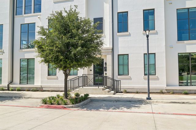 5270 Town and Country Boulevard 212B, Frisco, TX 75034