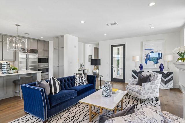 5270 Town and Country Boulevard 212B, Frisco, TX 75034