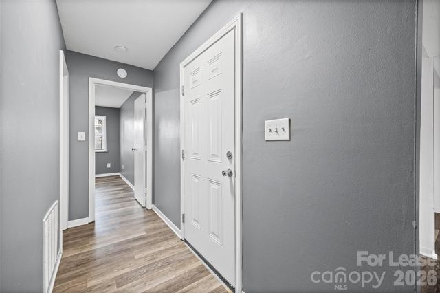 9119 Spyglass Place, Charlotte, NC 28214